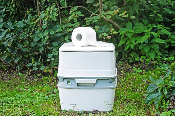 Portable Toilet Options We Offer in Kiln, MS